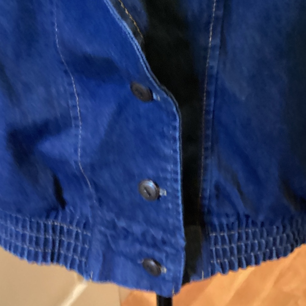Women's Dark Blue Denim Jacket with Smocked Hem Size Medium - Picture 3 of 5
